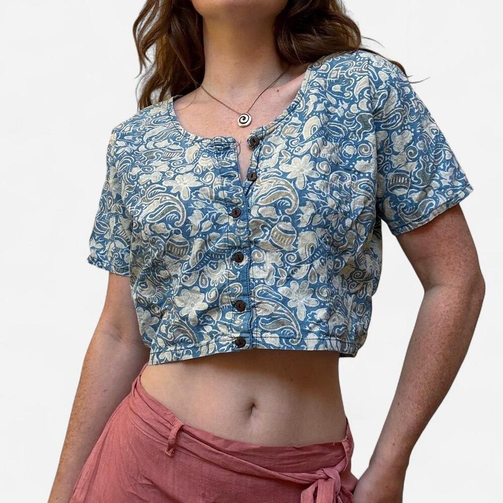 Batik pattern cropped button up